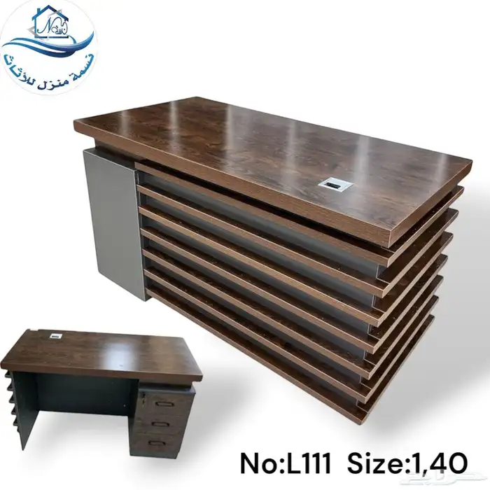 مكتب مدير عصري بتصميم فخم ومساحة عمل كبيرة 61