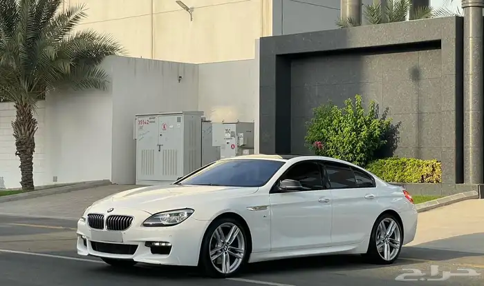 بي ام دبليو الفئة السادسة 640i 2016 1
