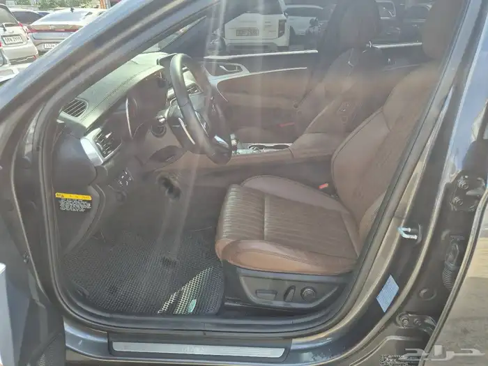 جينيسيس G70- 2020 - بنزين - 2.0cc - دفع رباعي 9