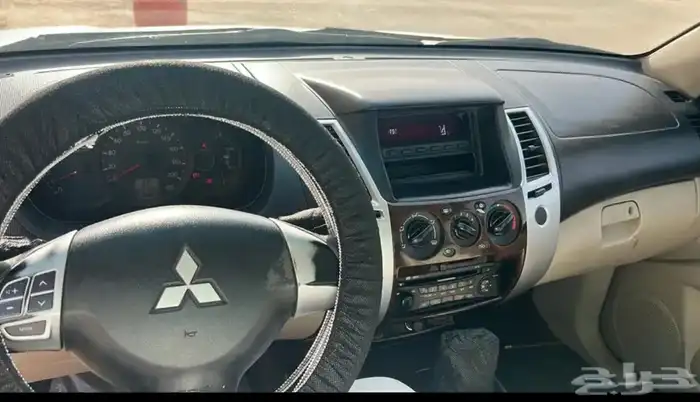 مستوبيشي باجيرو سبورت 2012 4