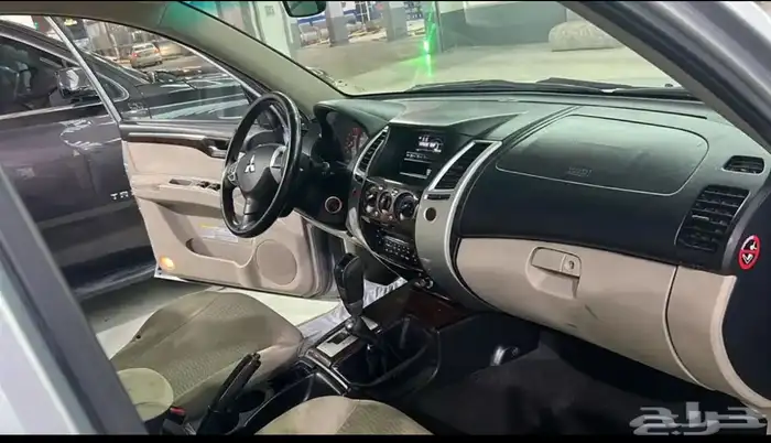 مستوبيشي باجيرو سبورت 2012 6
