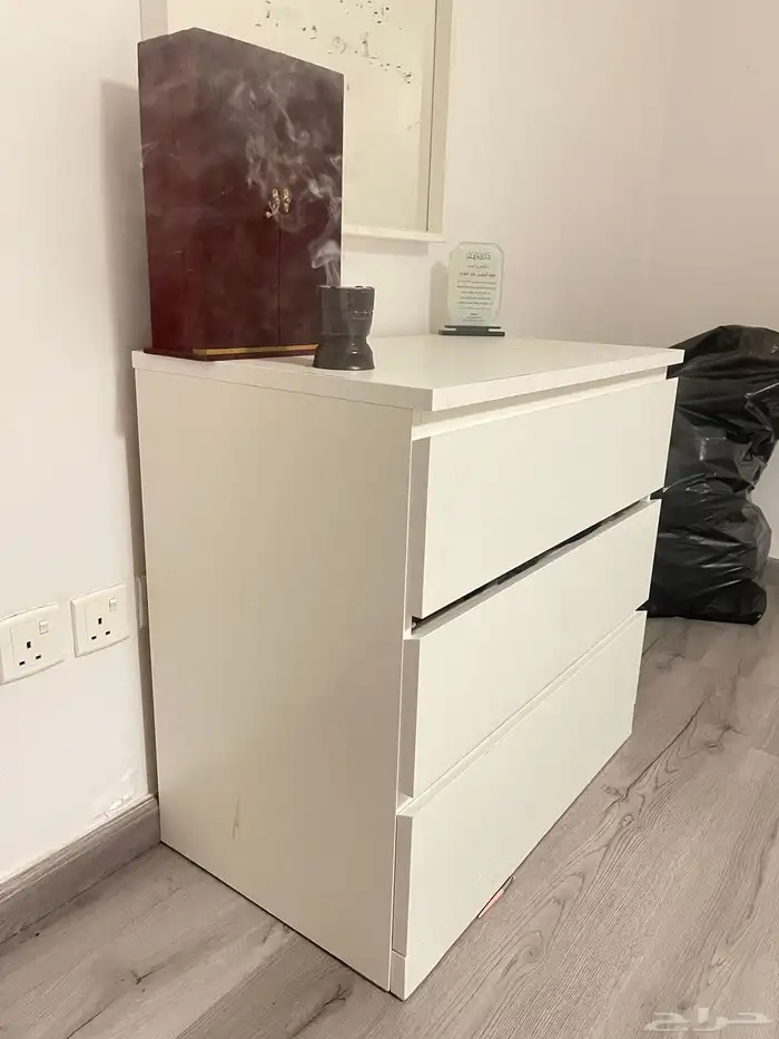 تسريحة   ارفف   ايكيا 1