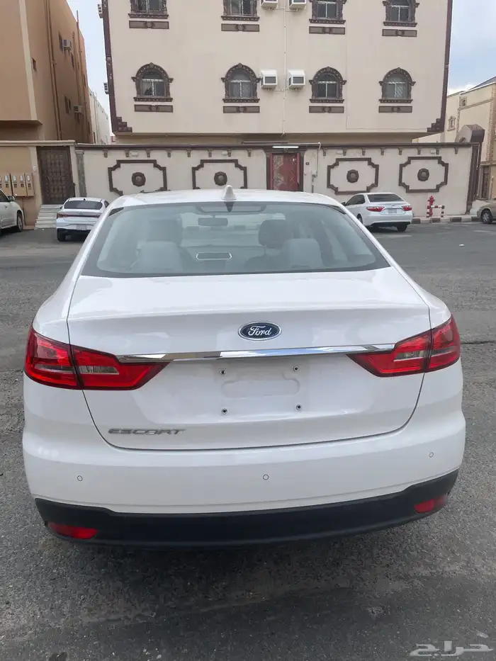 فورد إسكورت 2020 عداد 97 الف 3