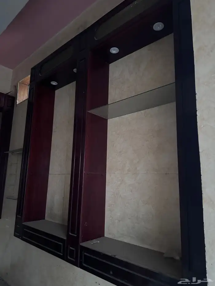 إعلان بيع (خشب   مكيفات   أبواب كراج) 0