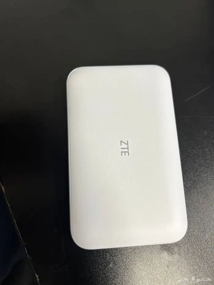 راوتر متنقل شركة ZTE 1