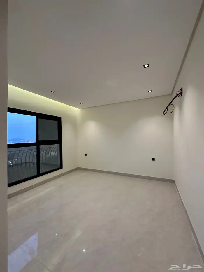 للبيع شقق على بدايه طريق السوده ابها والسعر من 440 الف 6