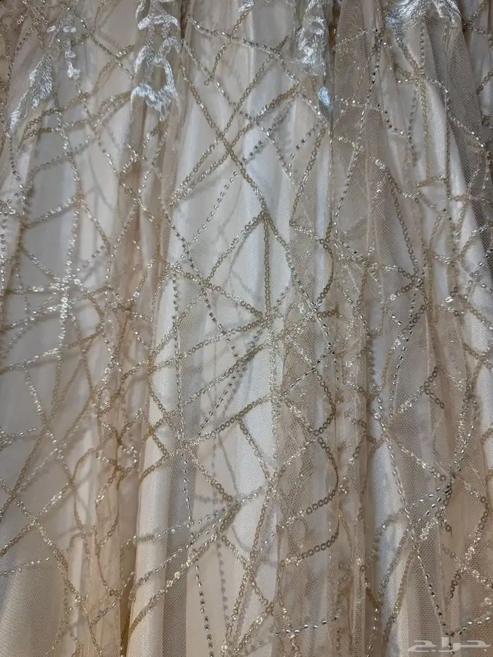 فساتين مستعملة ب 200 12