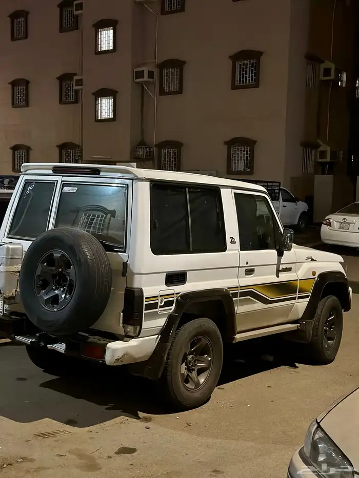 جيب ربع الموديل 2019 مرهم سبعين عام . 2