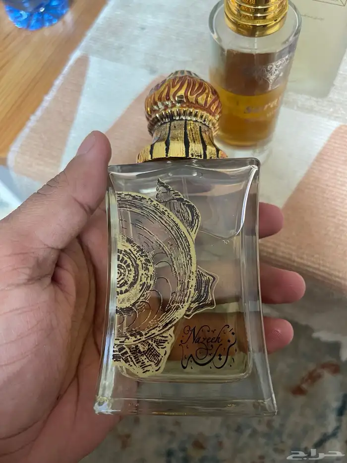 للبيع 6 عطور نسائيه جميله ثلاثه درعه سراي وجنيد والرصاصي 8