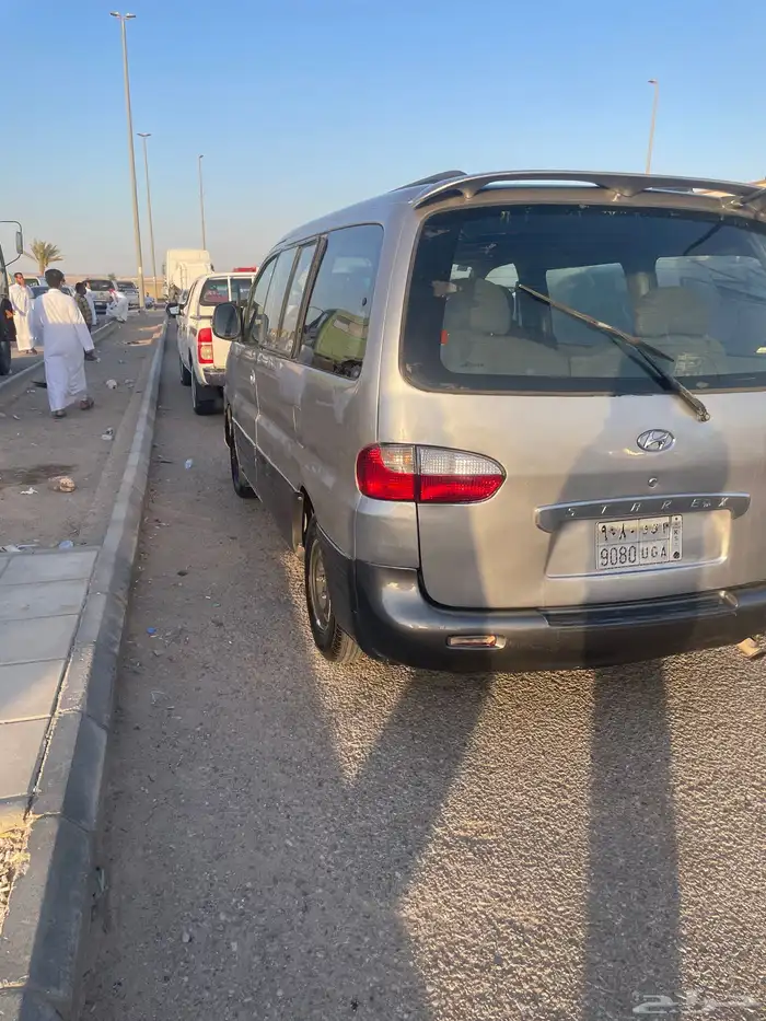 باص H1موديل 2000مفحوص مجدد مكيف السوم 12000 5