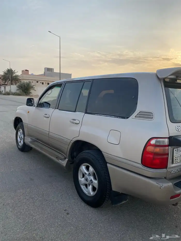 لاند كروزر موديل 2001 VXR للبيع 0