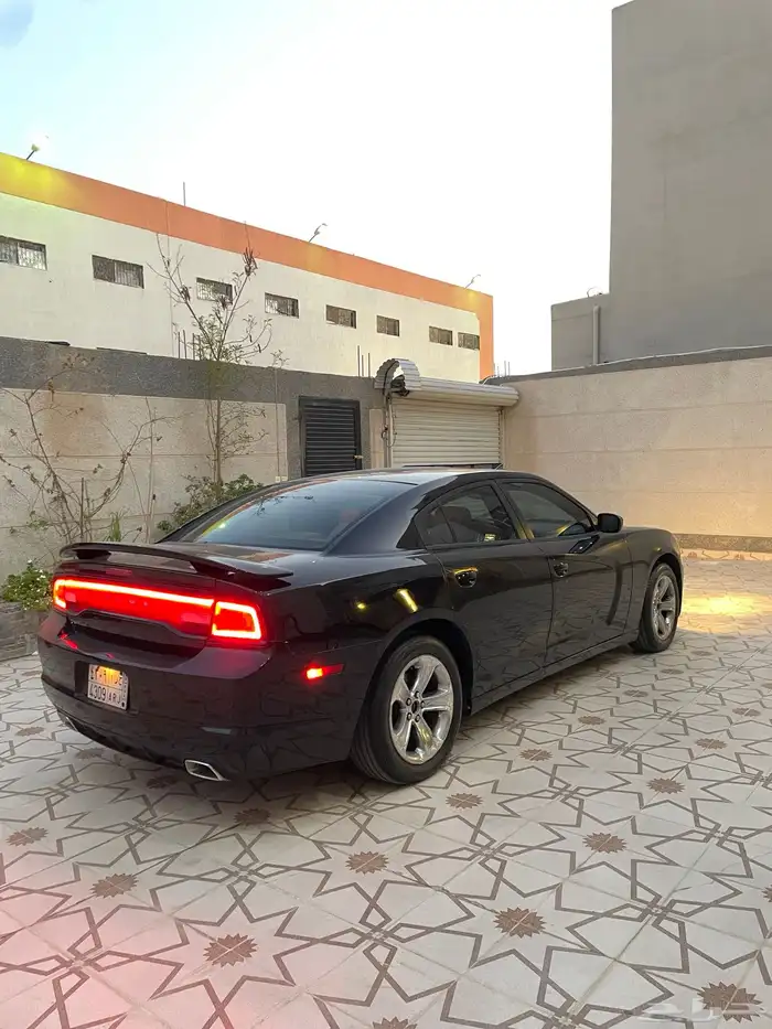 دودج تشارجر 2