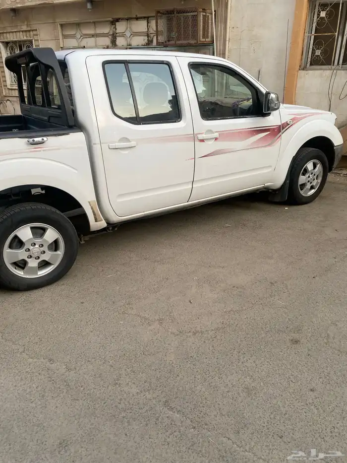 نيسان نافارا 2015 5