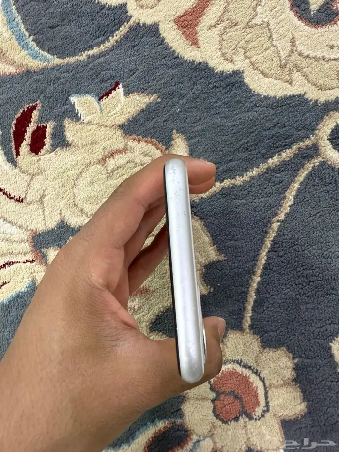 جوال ايفون11 ابيض 5
