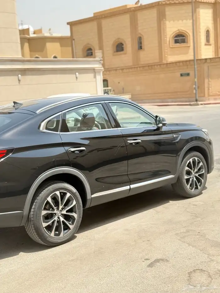 للبيع جيب شانجان CS85 اسود 2022 9