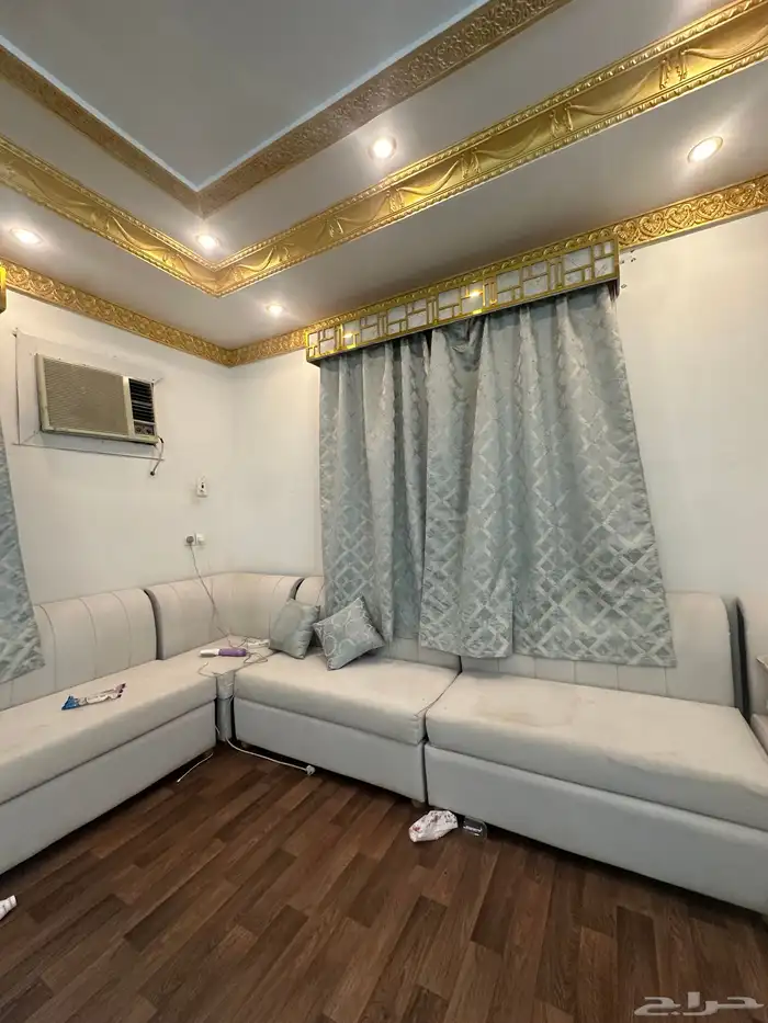 كنب 5 في 5 0