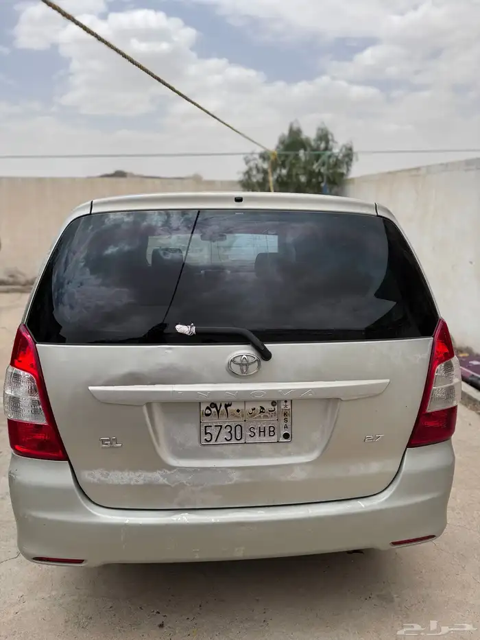انوفا 2012 للبيع 4