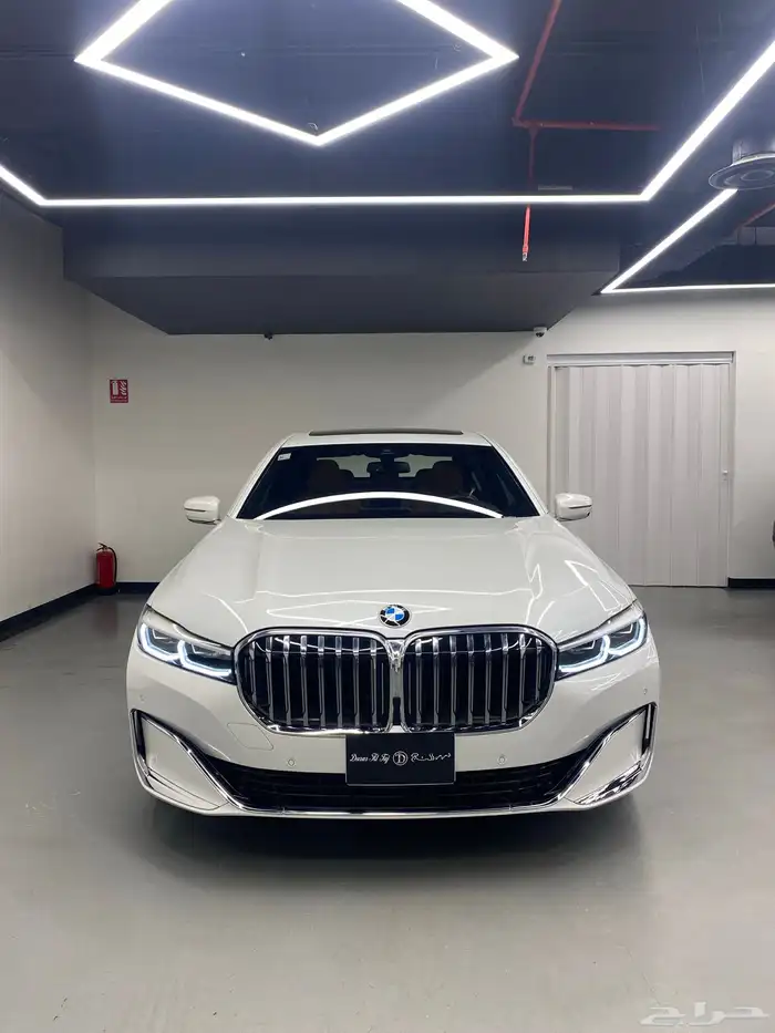 بي ام دبليو 730Li ( مخزن ) 1