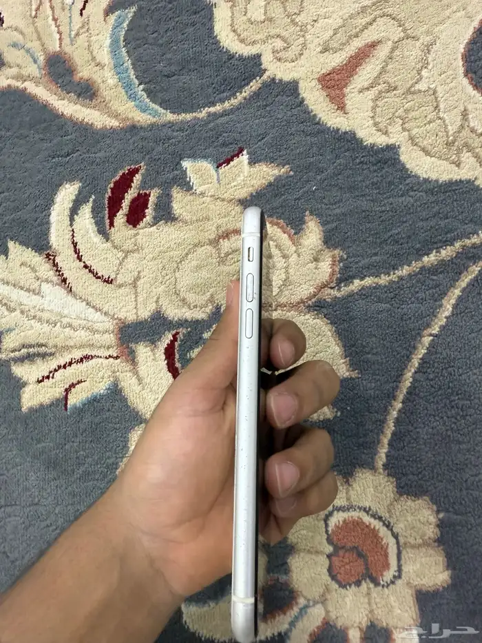 جوال ايفون11 ابيض 2
