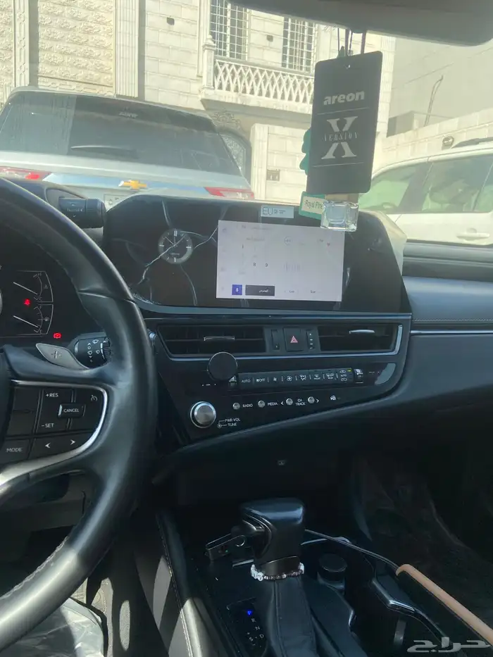 لكزس Es 300h AH 10