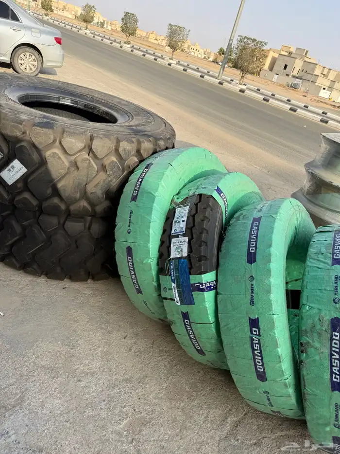 كفرات شاحنات ومعدات ثقيلة 4