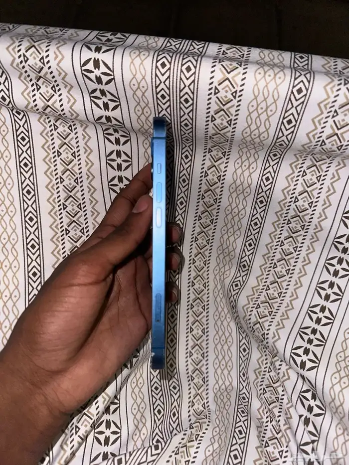 ايفون 13 3