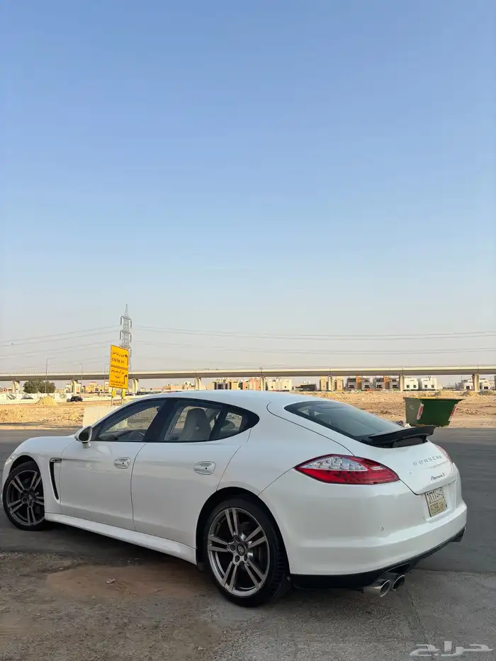 بورش باناميرا 2012 V6 0