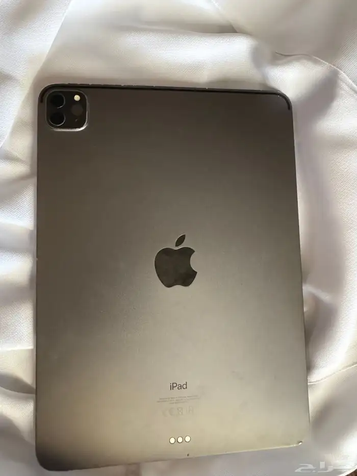 128 ق iPad Pro (11 بوصة) (الجيل الثاني) 3