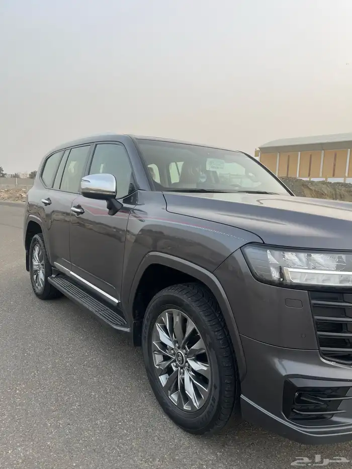 لاندكروزر 2023 L2 8