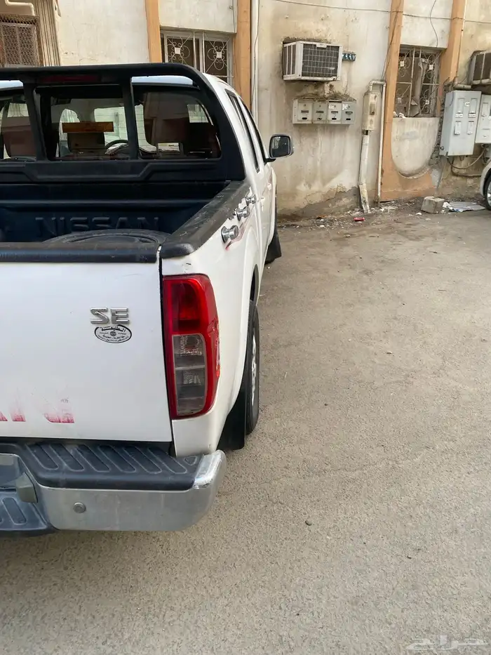 نيسان نافارا 2015 7