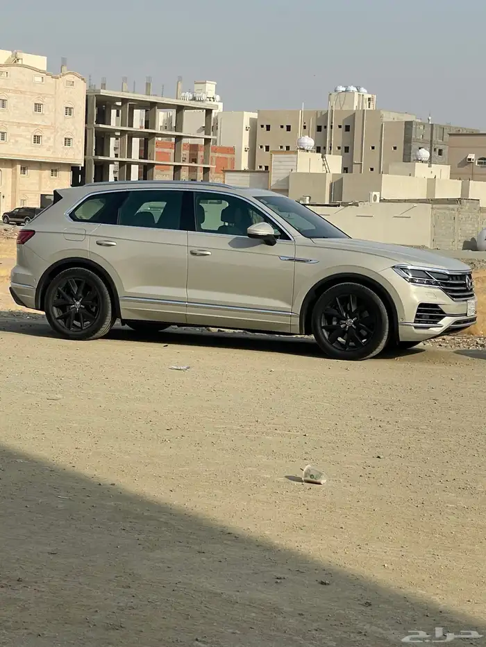 طوارق 2020 لون مميز 1