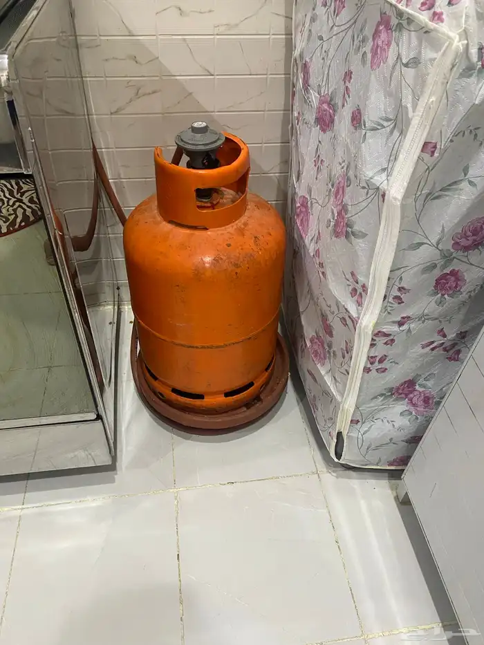 عفش بيت كامل للبيع شبه جديد 0