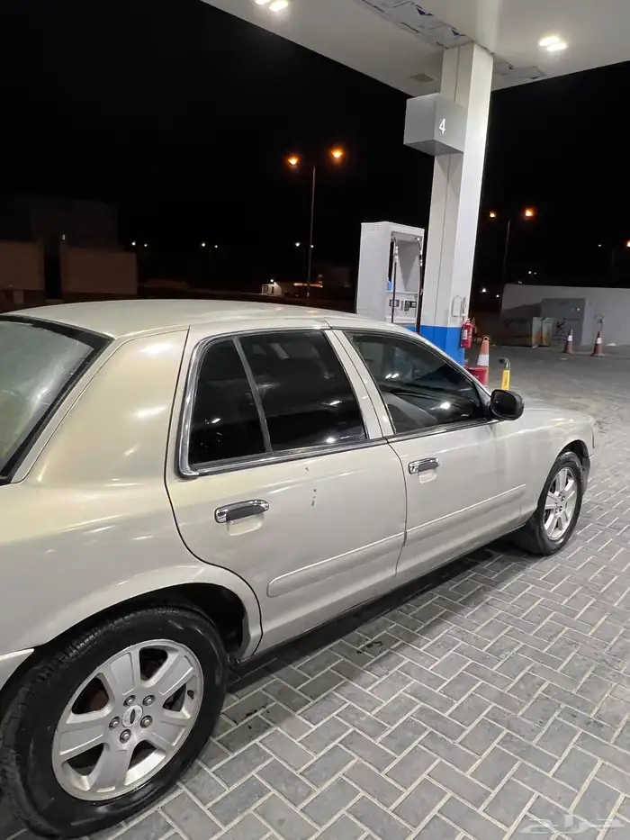 فورد فكتوريا 2006 3