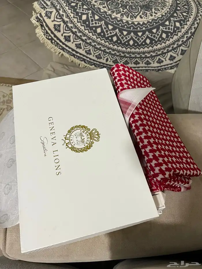 شماغ احمر 1