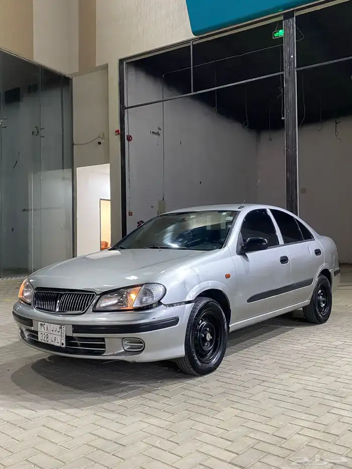السلام عليكم   نيسان صني موديل  2002 4