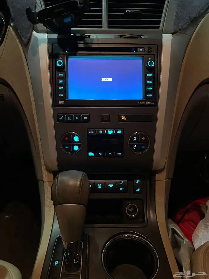 سيارة شفروليه ترافيرس 2012 LT2 16