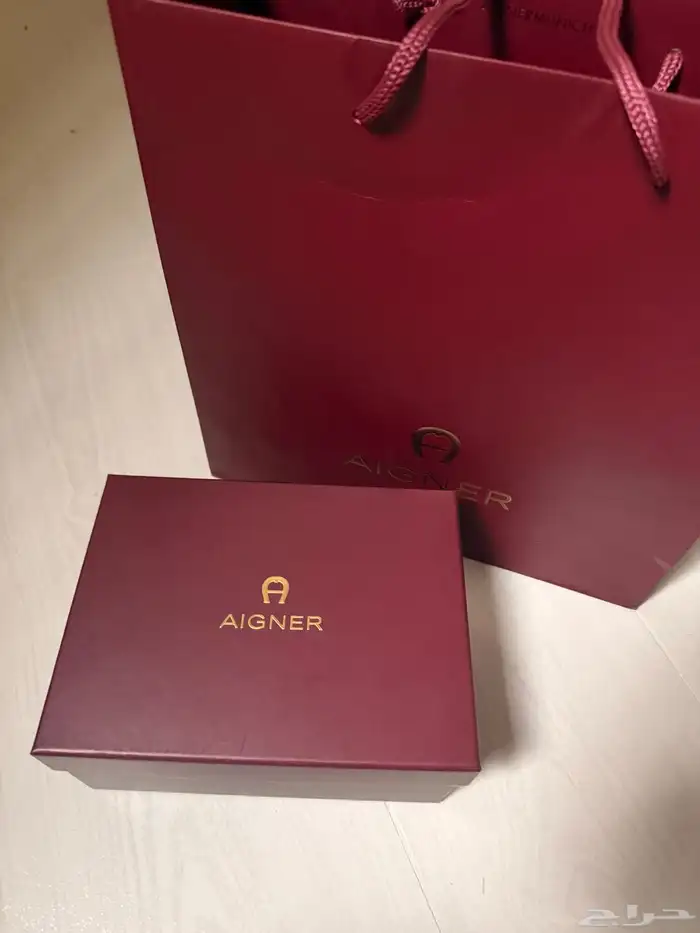 ساعة Aigner أصلية جديدة 4