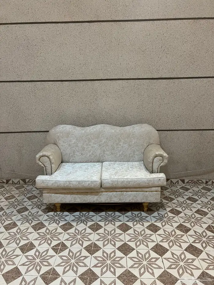 اثاث للبيع 2