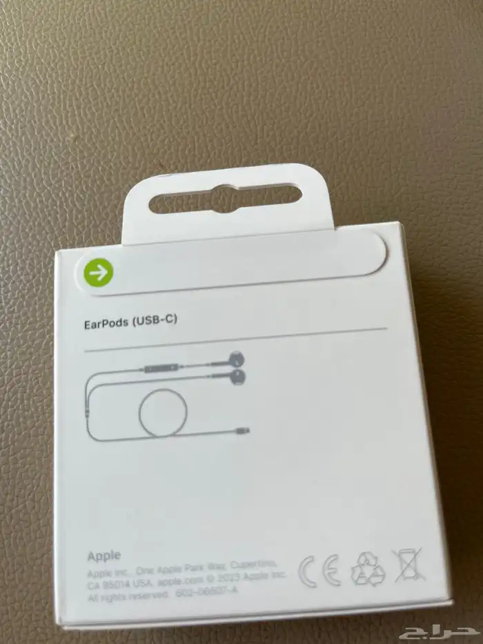 ابل USB-C إير بودز سماعات أذن داخلي مانفكت على شريط ابل 1