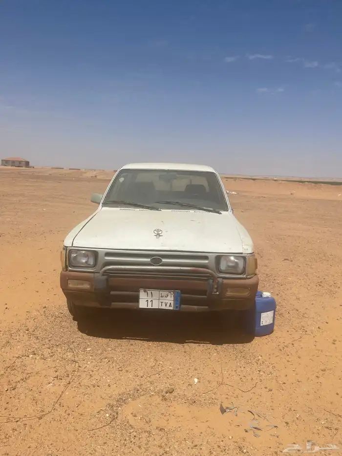 هايلوكس للبيع لوحة مميزة 1