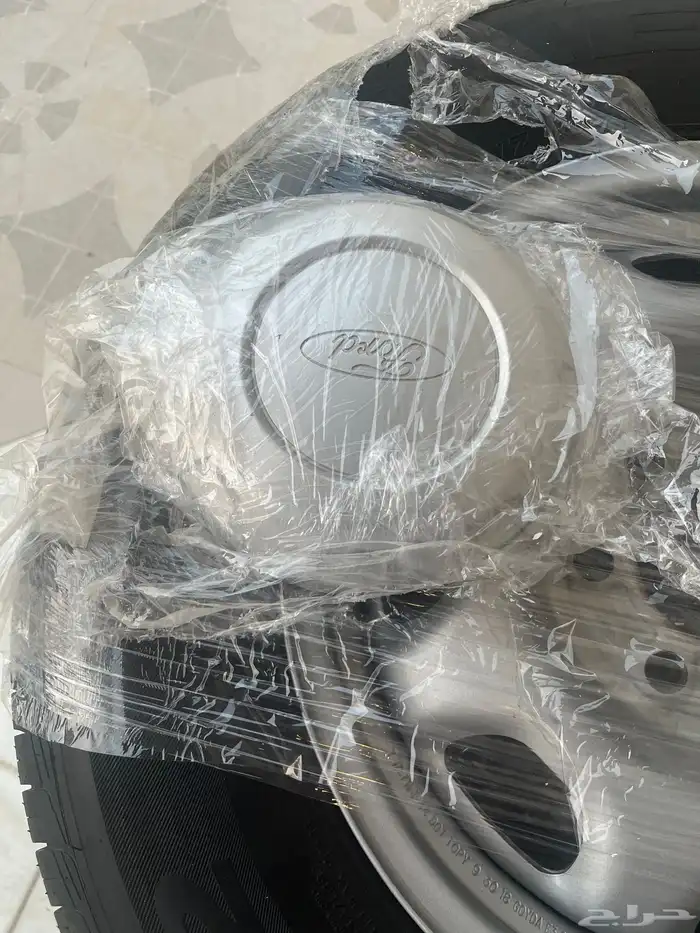طقم جنوط شامل كفرات فورد f150 ممشى قليل 5