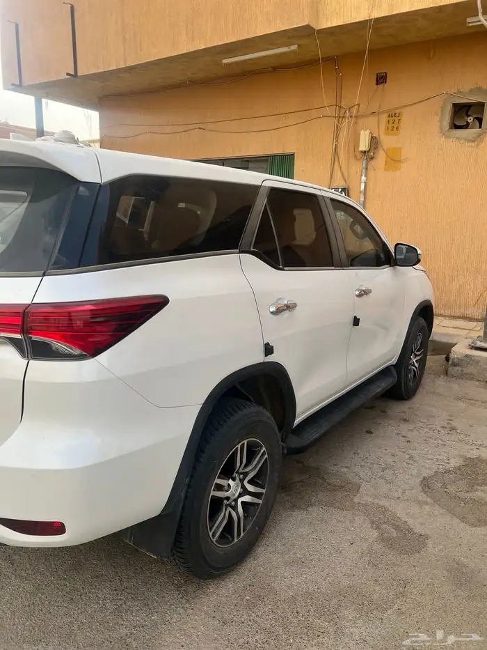 فورشنر 2023 للتنازل بدون مقابل 3