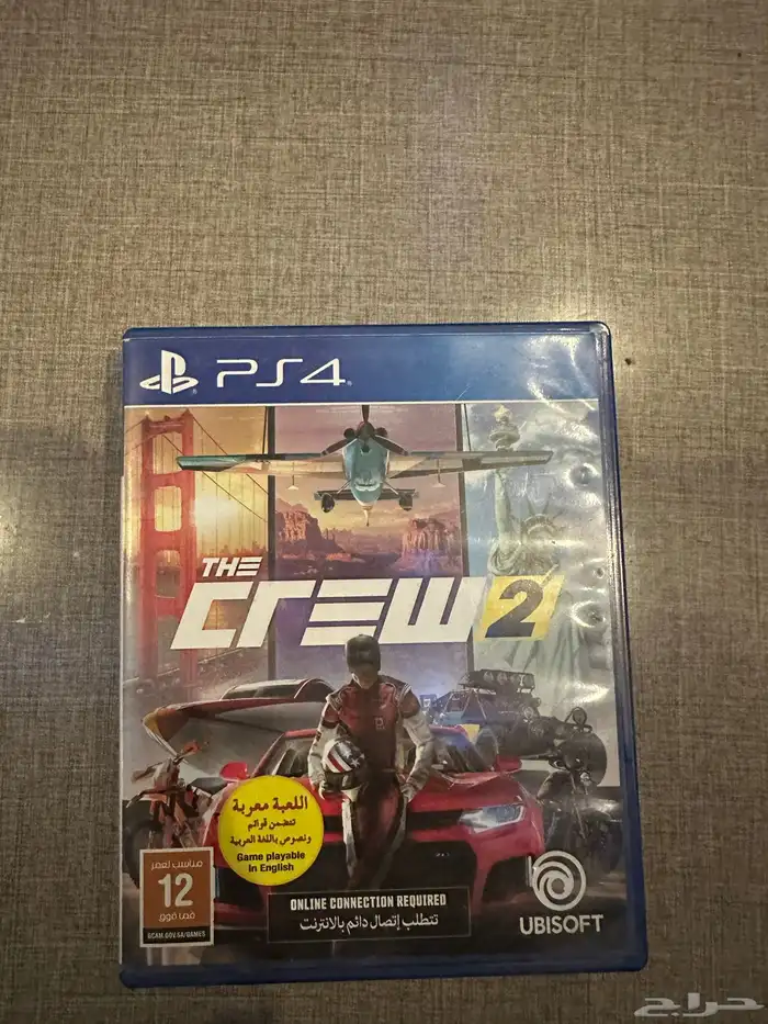 سوني 4 للبيع وشريط The Crew 2 و Need for Speed Heat 5
