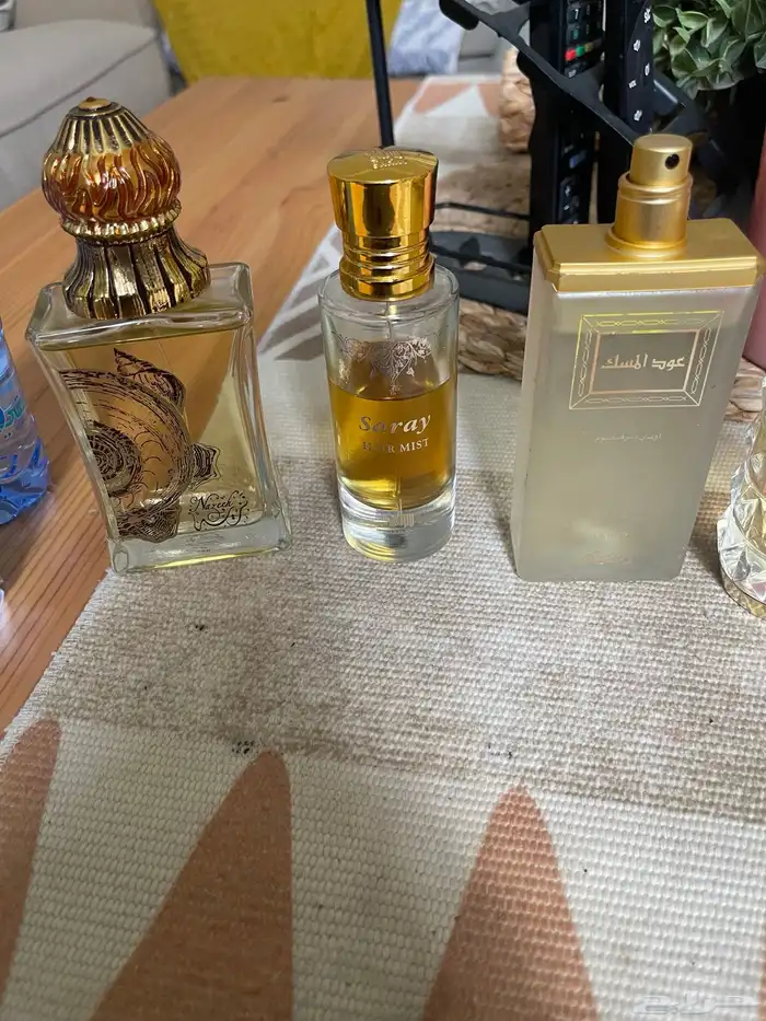 للبيع 6 عطور نسائيه جميله ثلاثه درعه سراي وجنيد والرصاصي 2