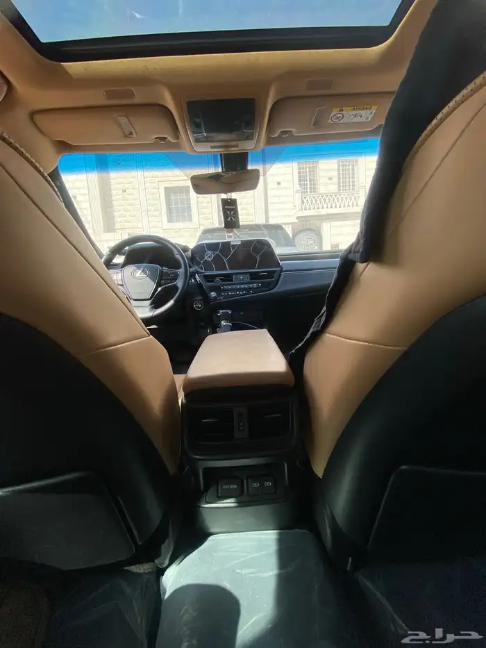 لكزس Es 300h AH 20