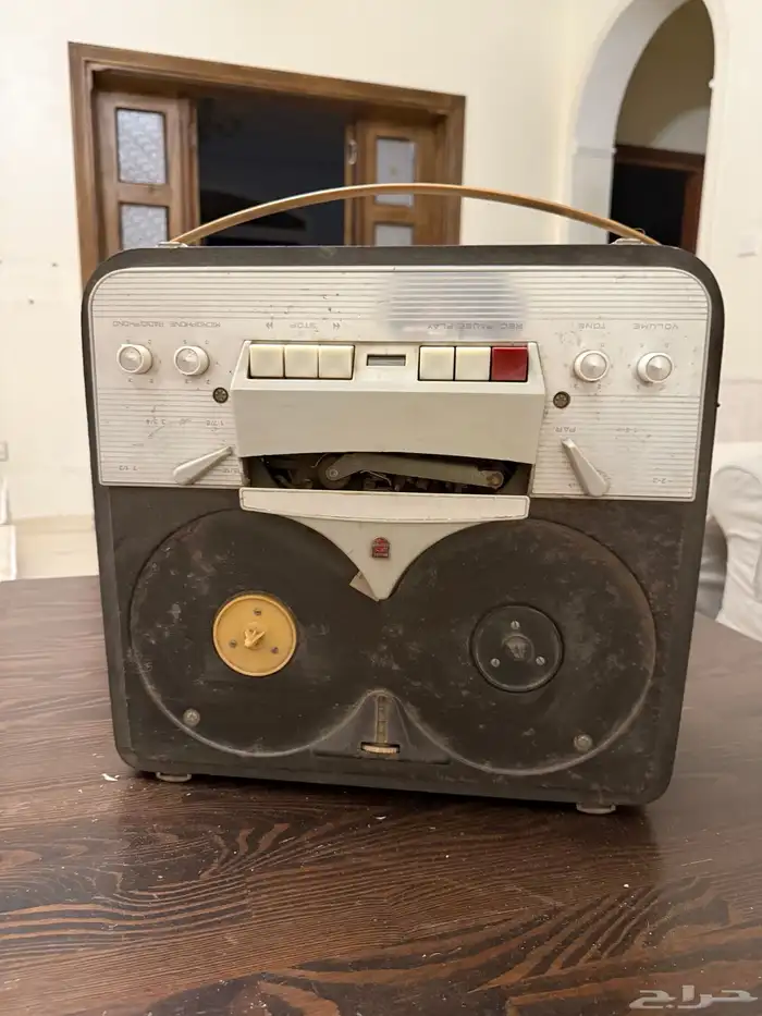 مسجل ومشغل الإسطوانات قديم تراثي DVD 3