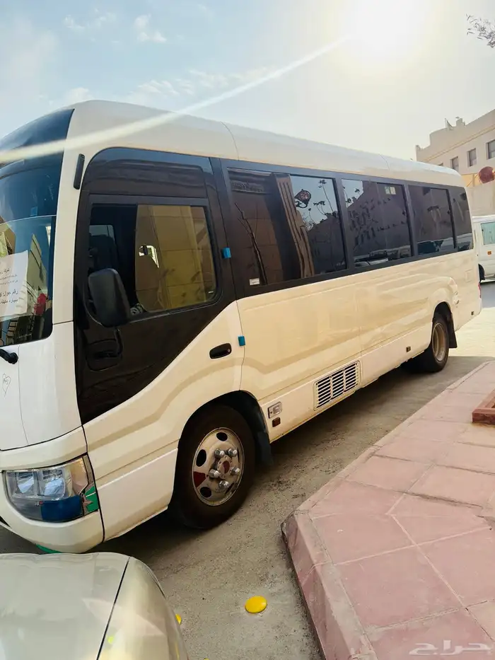 Toyota bus 2022 1