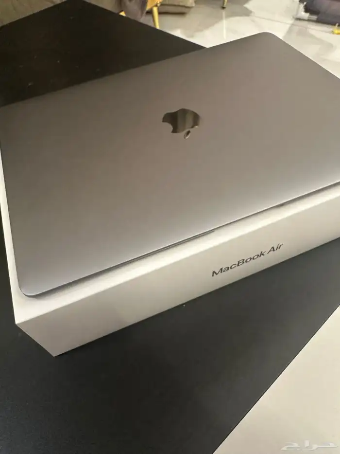 للبيع ماك اير mac air M1 0