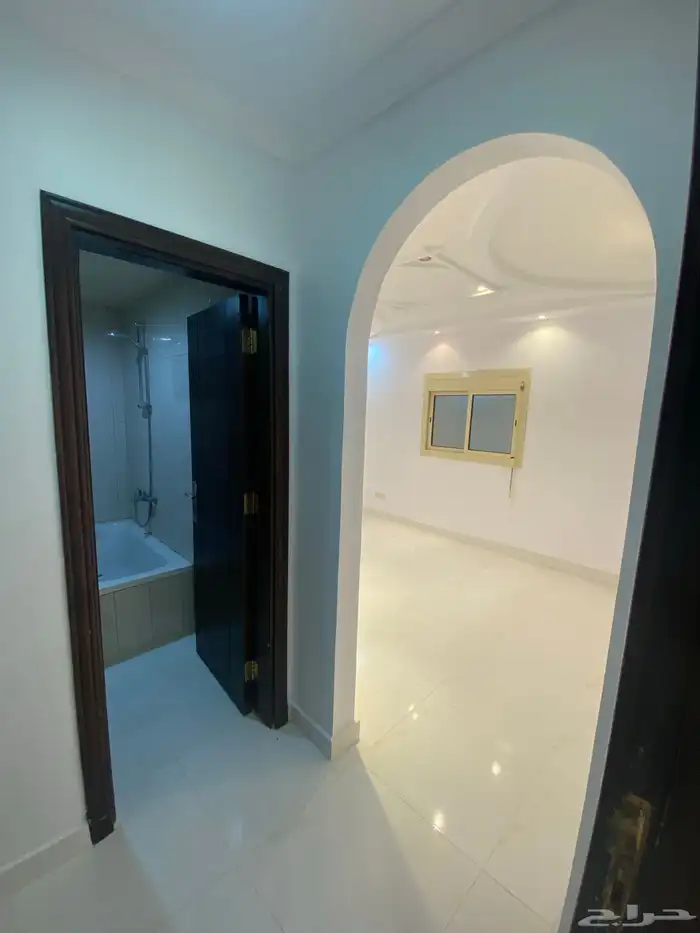 شقة تمليك جديدة في حي العوالي 7