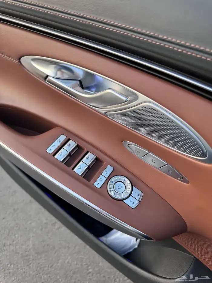 Genesis GV70 2022 8